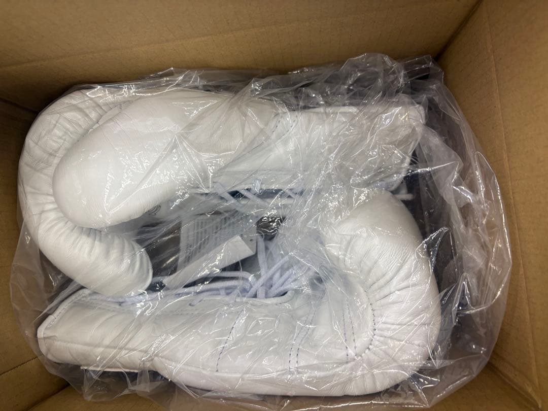 Winning ボクシンググローブ 10oz ヒモタイプ