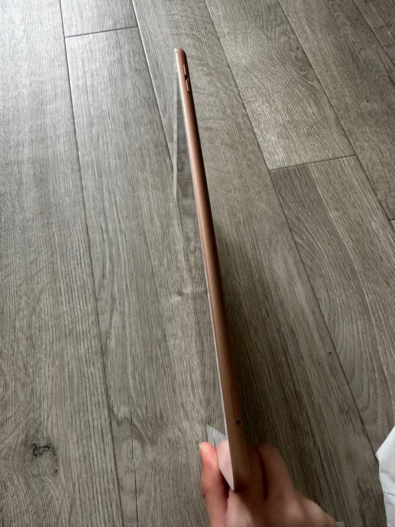 iPad第8世代Wi-Fi + Cellularモデル