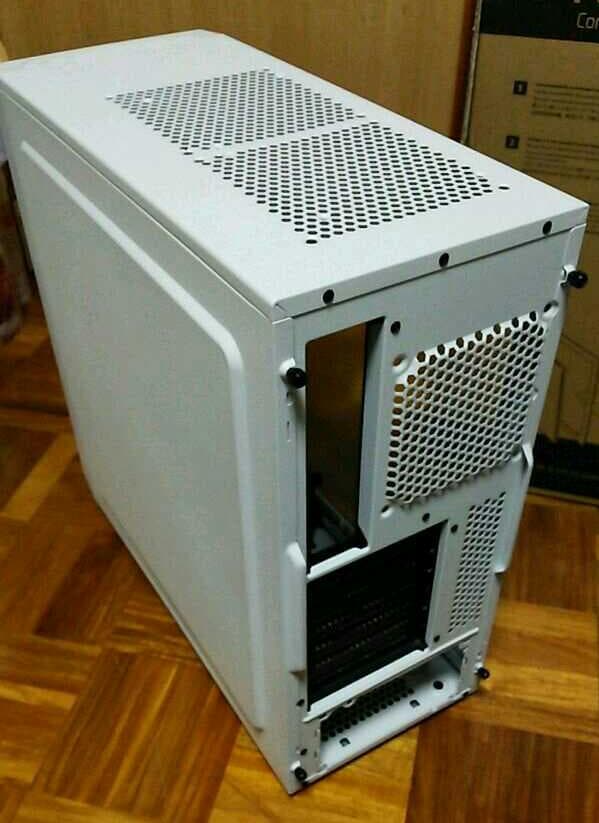 コルセア電源とpcケースとDVDドライブとファンなど