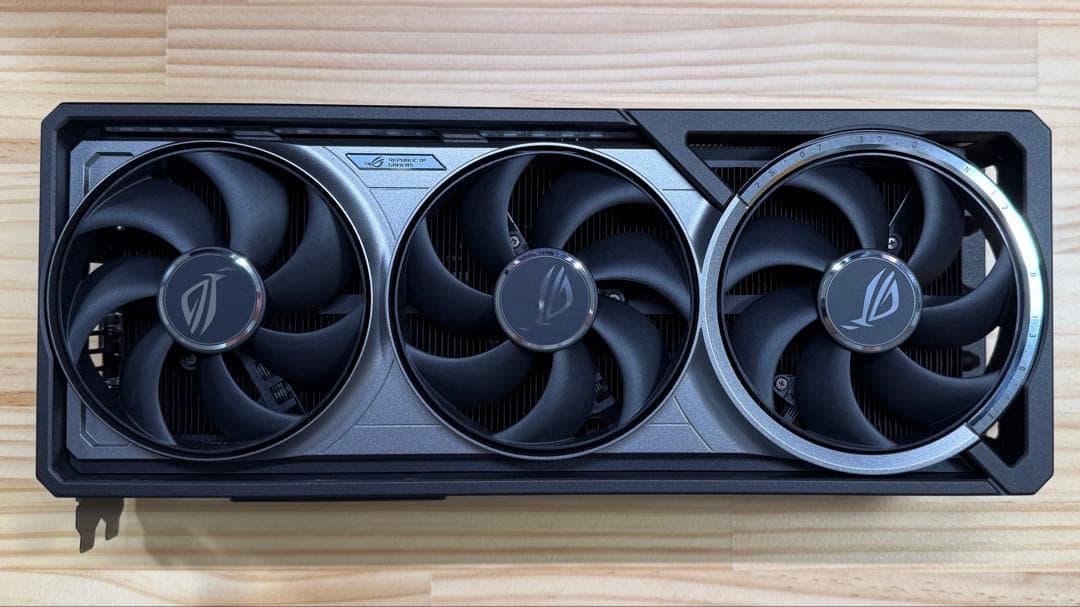 グラフィックボード・グラボ・ビデオカード ASUS ROG Astral GeForce RTX 5080