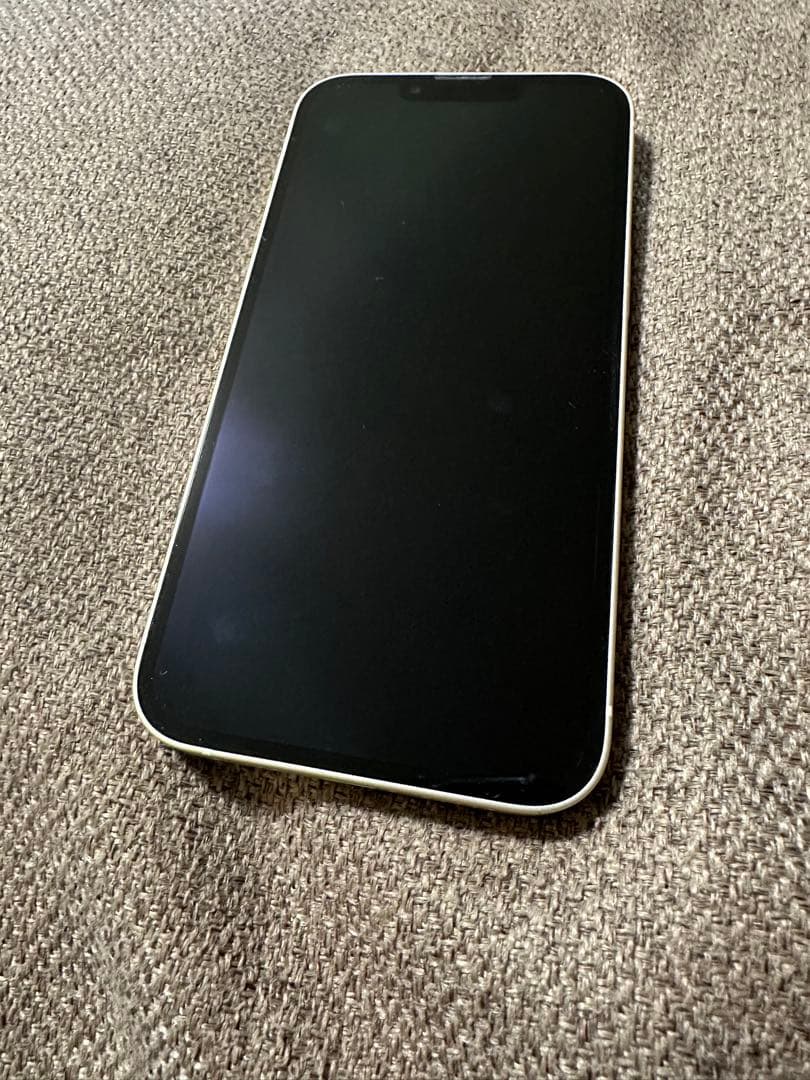 iPhone 13 ホワイト 背面破損