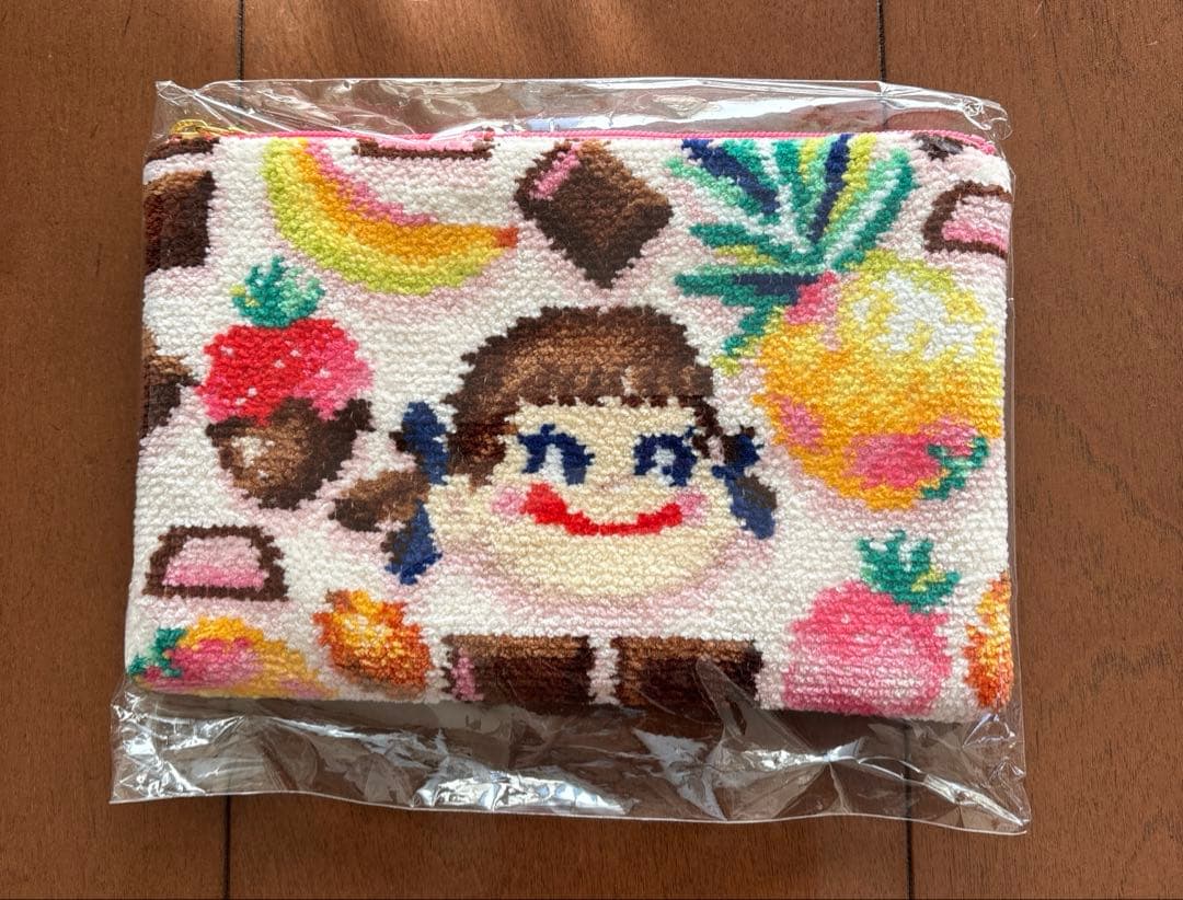 フェイラー　ペコちゃん　ペコアラモード　ハンカチ&ポーチ