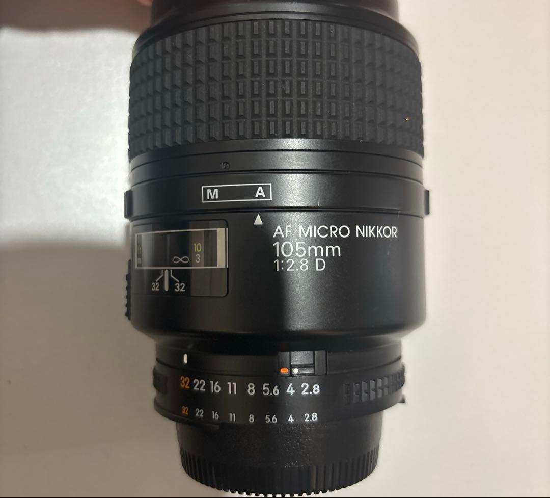 Nikon AF 105mm f2.8 D MICRO レンズ