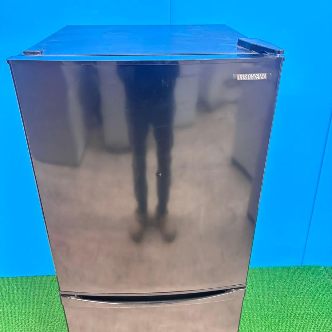 772 2024年製　国内　極美品　142L ブラック　一人暮らし　保証込み