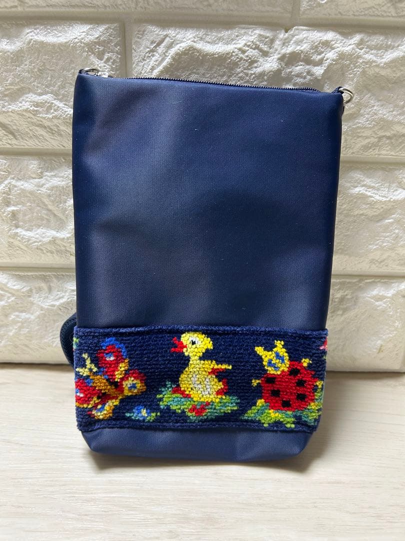 フェイラー　学校フェイラー　ハイジ　スマホショルダー