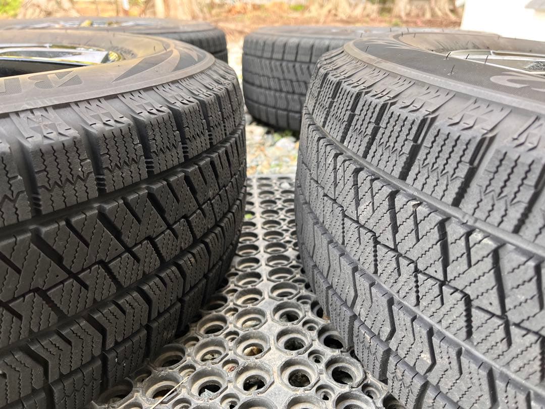 アルファード30系 VRX2 ブリジストン