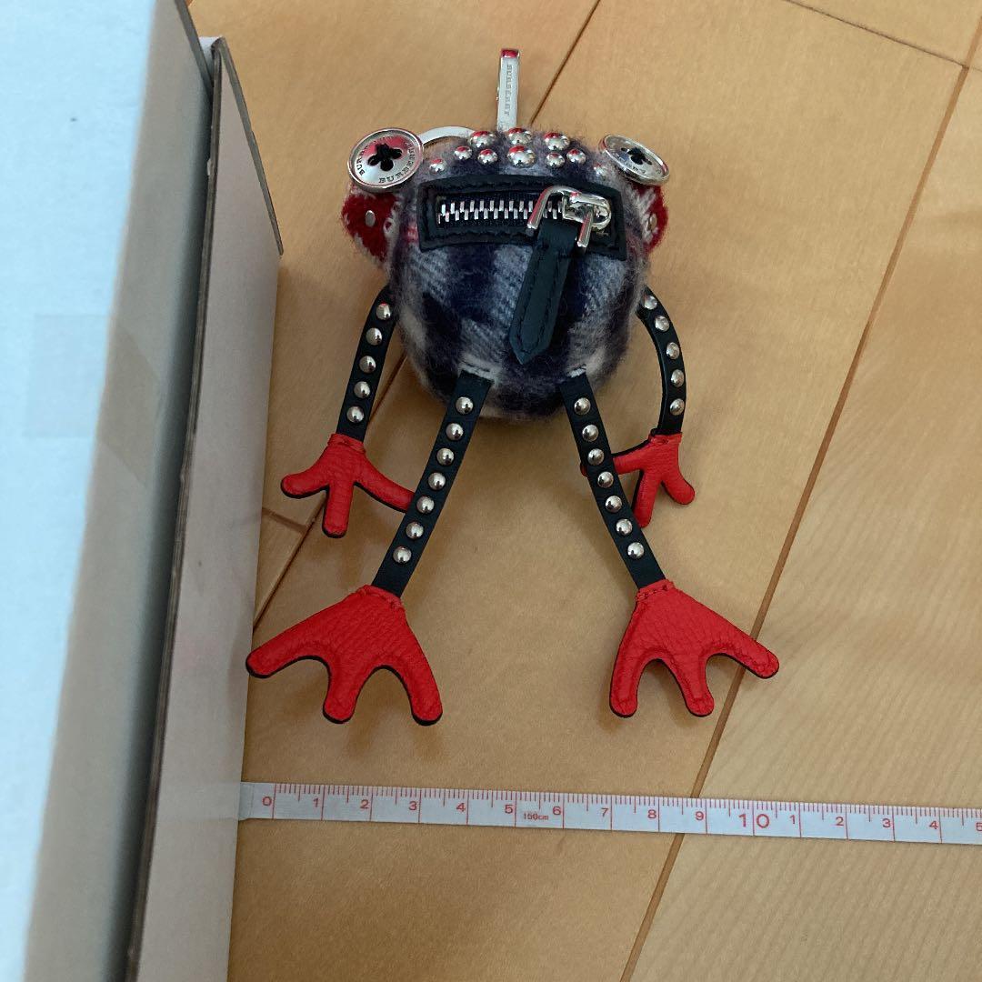 小物 BURBERRY FROG CHARM