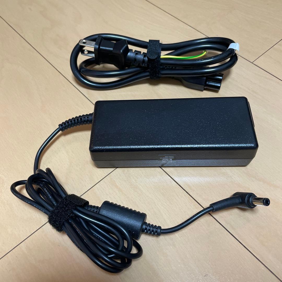 ミニパソコン　ASUS　PN64-S3301AD