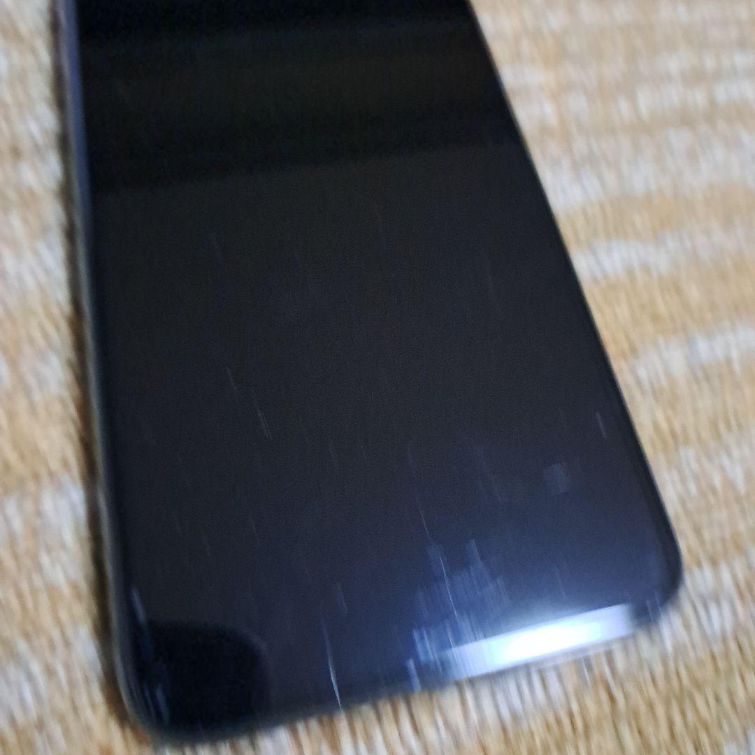 iPhone ブラック 本体 背面ひびあり