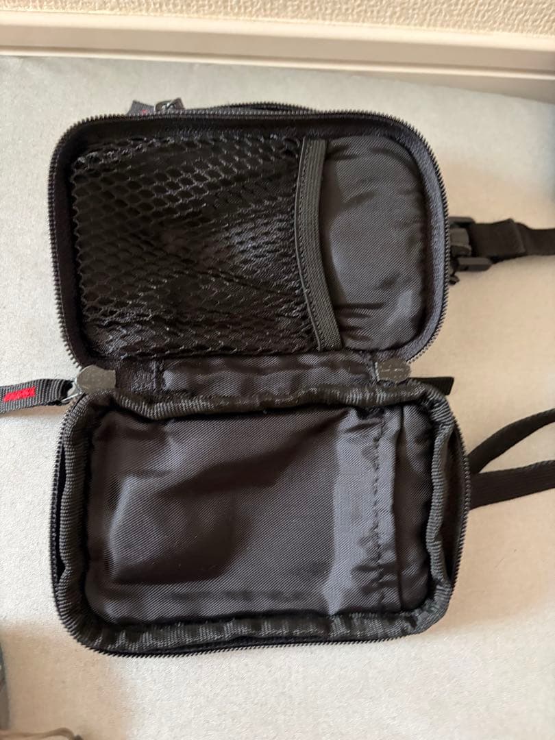 CASIO EXILIM ブルーデジタルカメラ　ケース、バッテリー、sdカード付