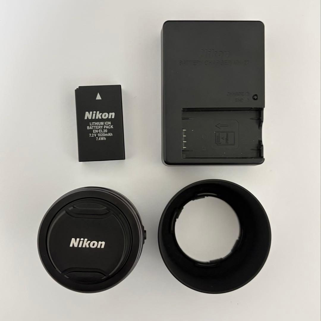 Nikon 1 J1 ミラーレスカメラ