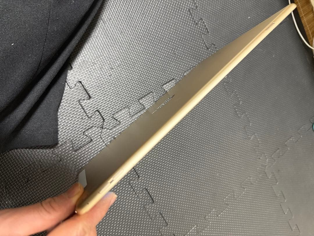 iPad Pro 12.9 128GBWi-Fi+Cellular Simフリー