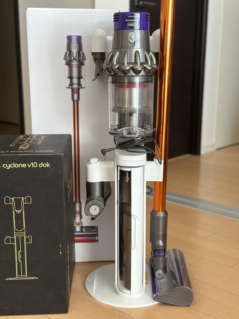 ダイソン Dyson V10 SV12 スティッククリーナー 掃除機 動作確認済