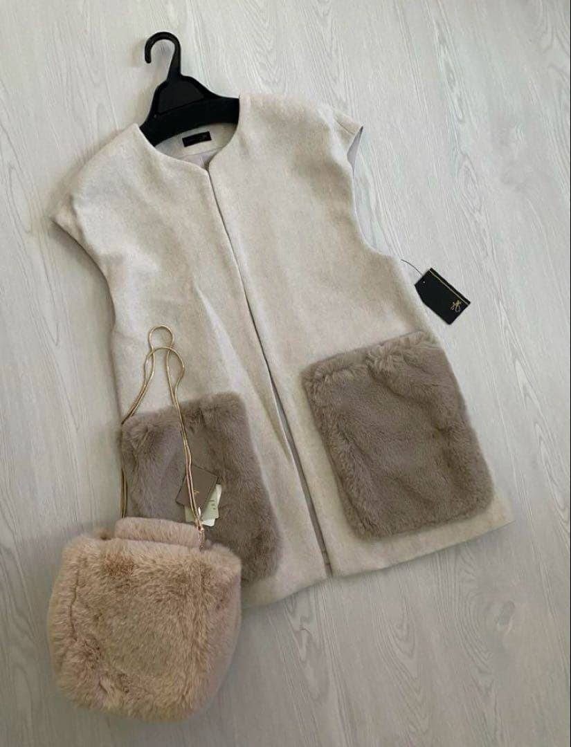 おまとめでお値下げ34000円新品♡スコットクラブ購入ベストジレ表地ウール100