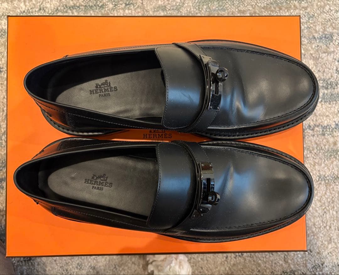 HERMES モカシン(アイコン)ブラック