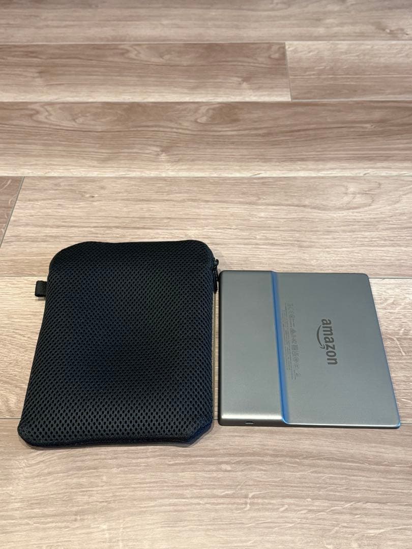 Amazon Kindle Oasis (第10世代) 本体+無印のケース付き！