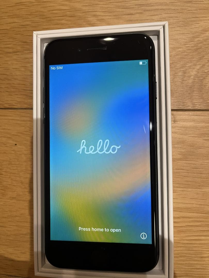 美品 完動品 iPhone8 64GB スペースグレー 【SIMフリー】