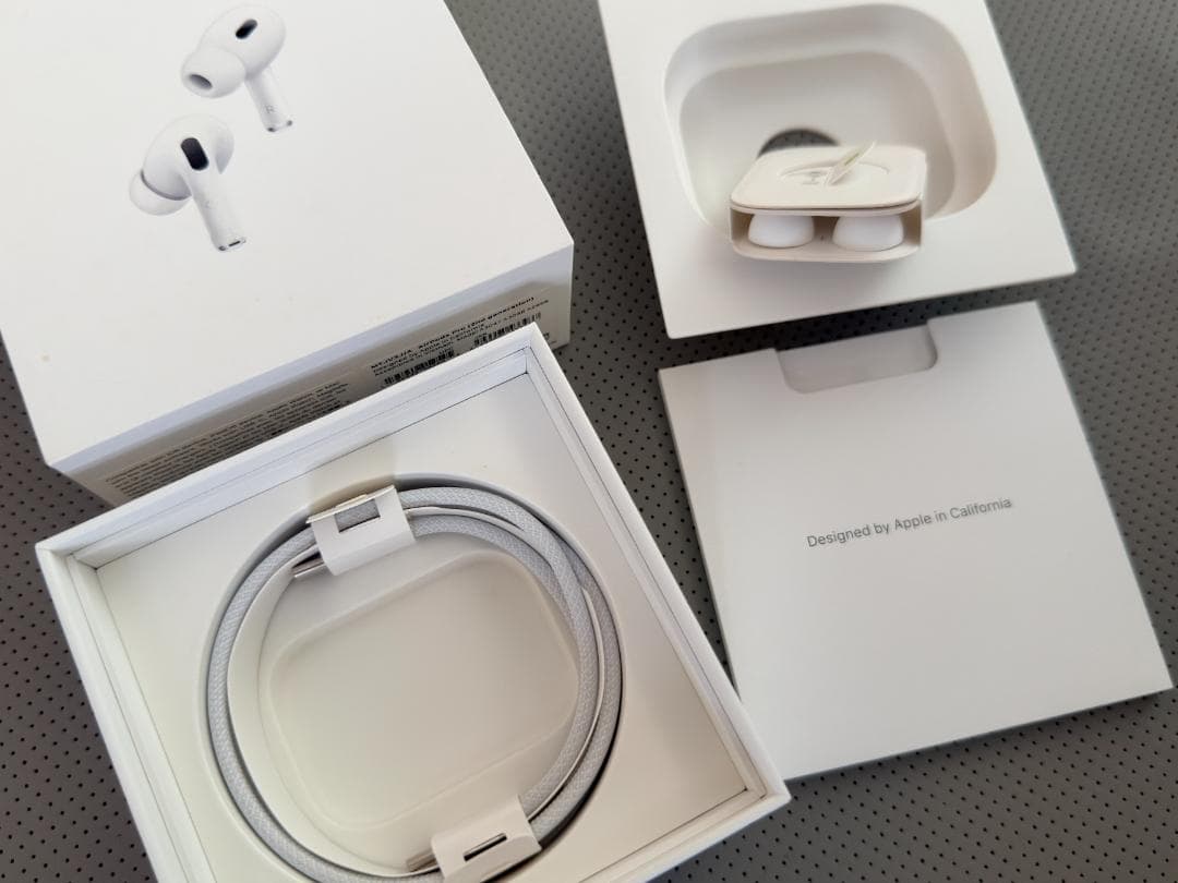 MagSafe充電ケース（USB-C）付き AirPods Pro2 本体