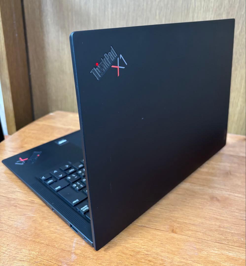 ThinkPad X1 Carbon Gen10 2022年モデルバッテリー良