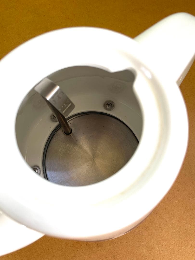 オンリリOnlili♡陶器ケトル♡北欧風ケトル♡廃盤品