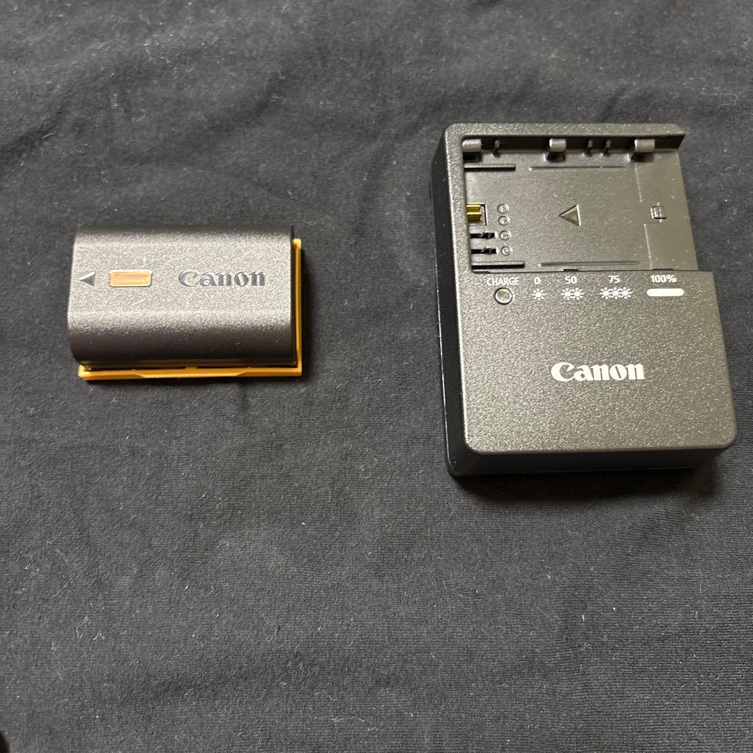 【美品・保証書付】Canon EOS R7 ボディ一式