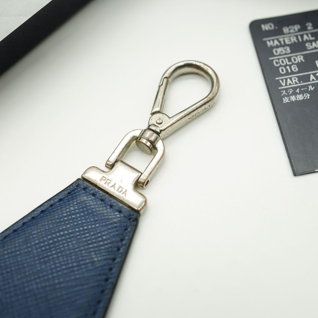 PRADA サフィアーノレザー キーリング　キーホルダー　ネイビー