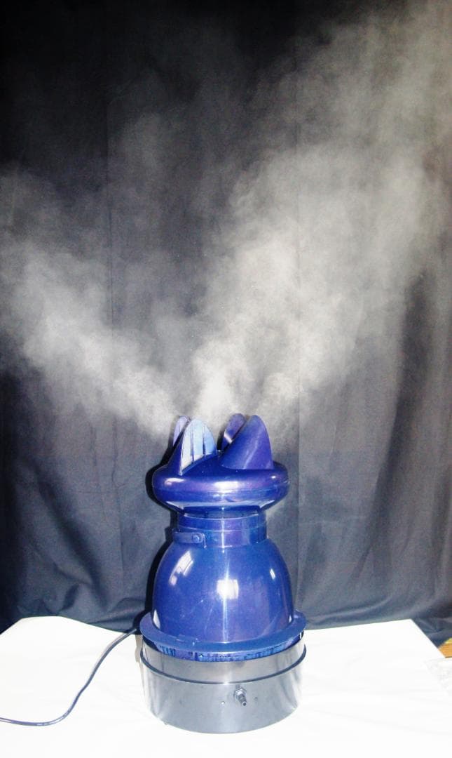 遠心式加湿器MT5500型　3,500cc/時の大噴霧量