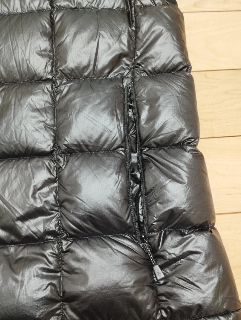 【美品】モンベル　スペリオダウンベスト　高品質　800FP XL