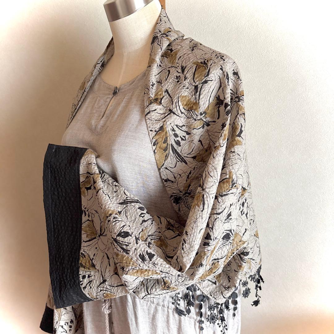 ワンちゃん☆ ミナペルホネンanemoneブローチとサークルレースストール