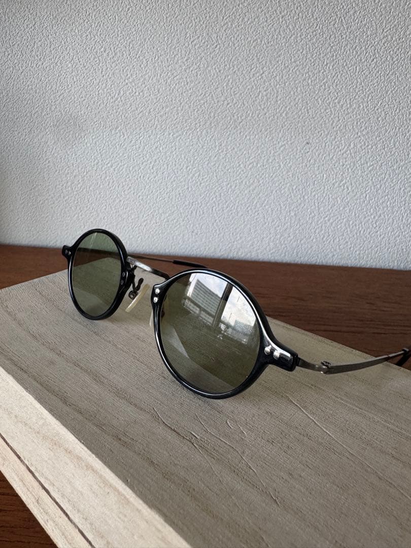 金子眼鏡クラシックラウンドメタルサングラス