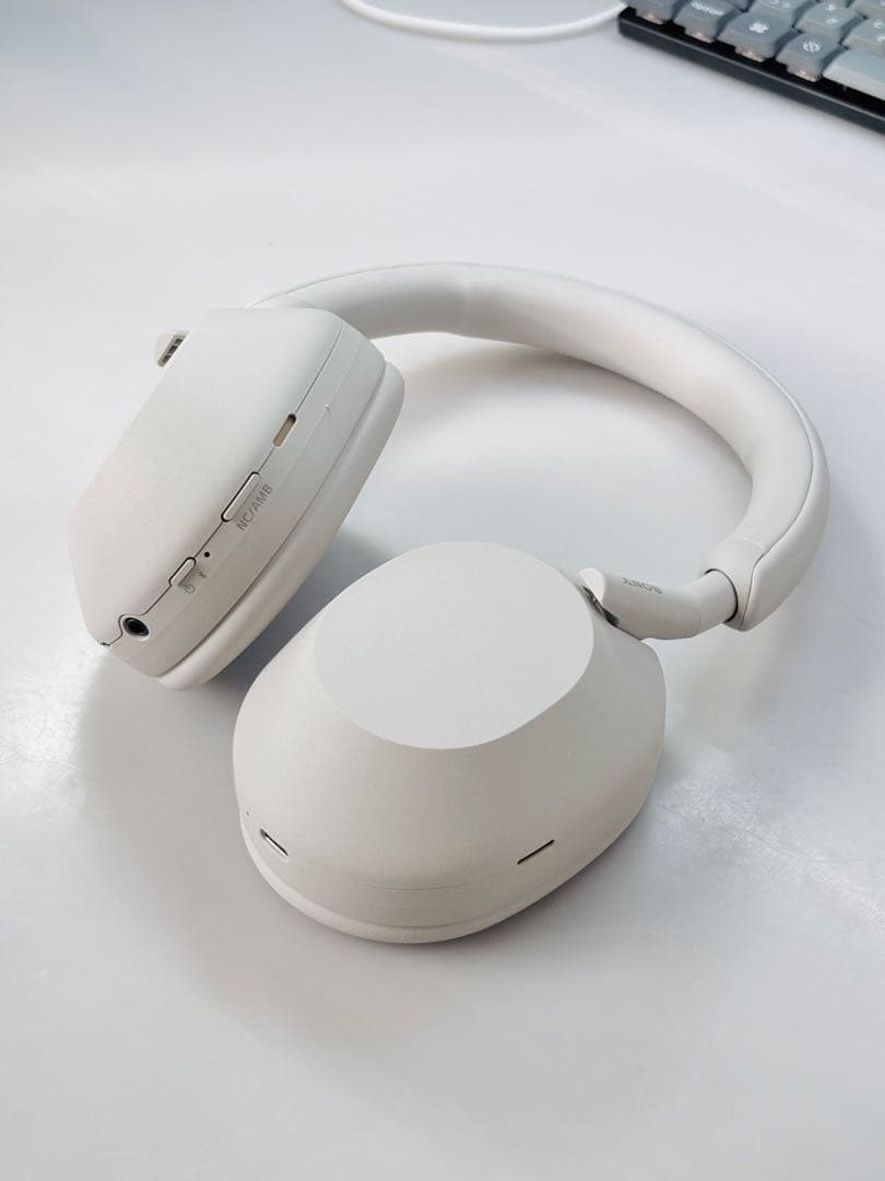 ⟡*.様 WH 1000XM5 SONY ソニー　ハイレゾ　シルバー　極美品