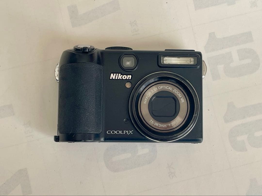 Nikon COOLPIX P5100 コンパクトデジタルカメラ　動作未確認