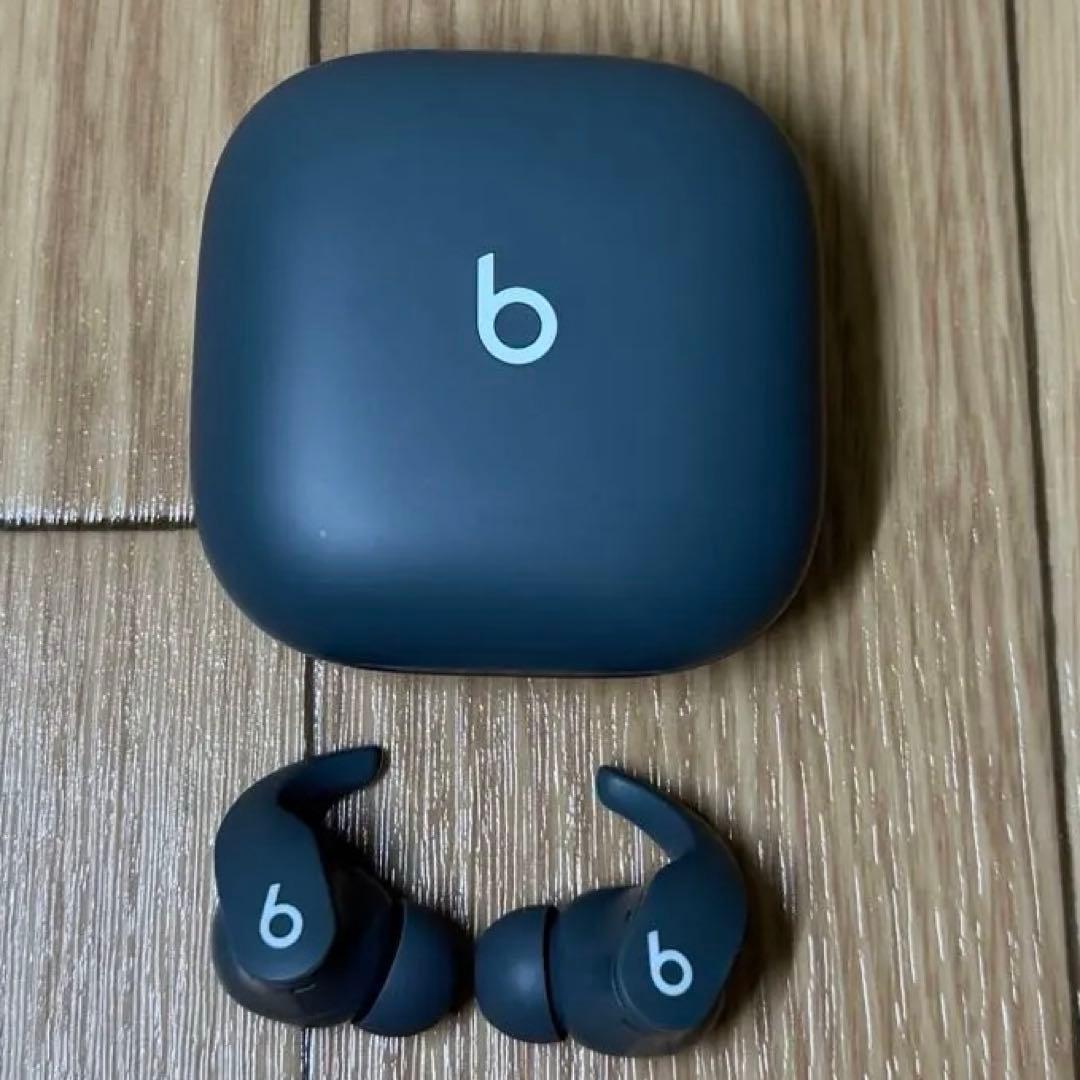 Beats Fit Pro ワイヤレスイヤホン グレー 充電ケース付き