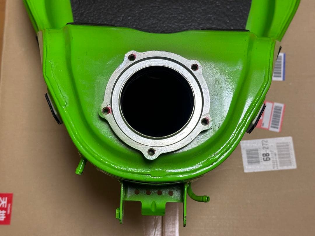 ZX6R 2019年 G型 KRT タンク