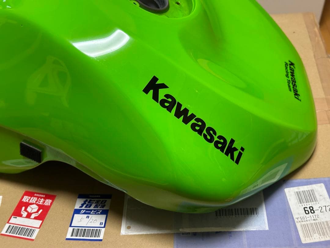 ZX6R 2019年 G型 KRT タンク