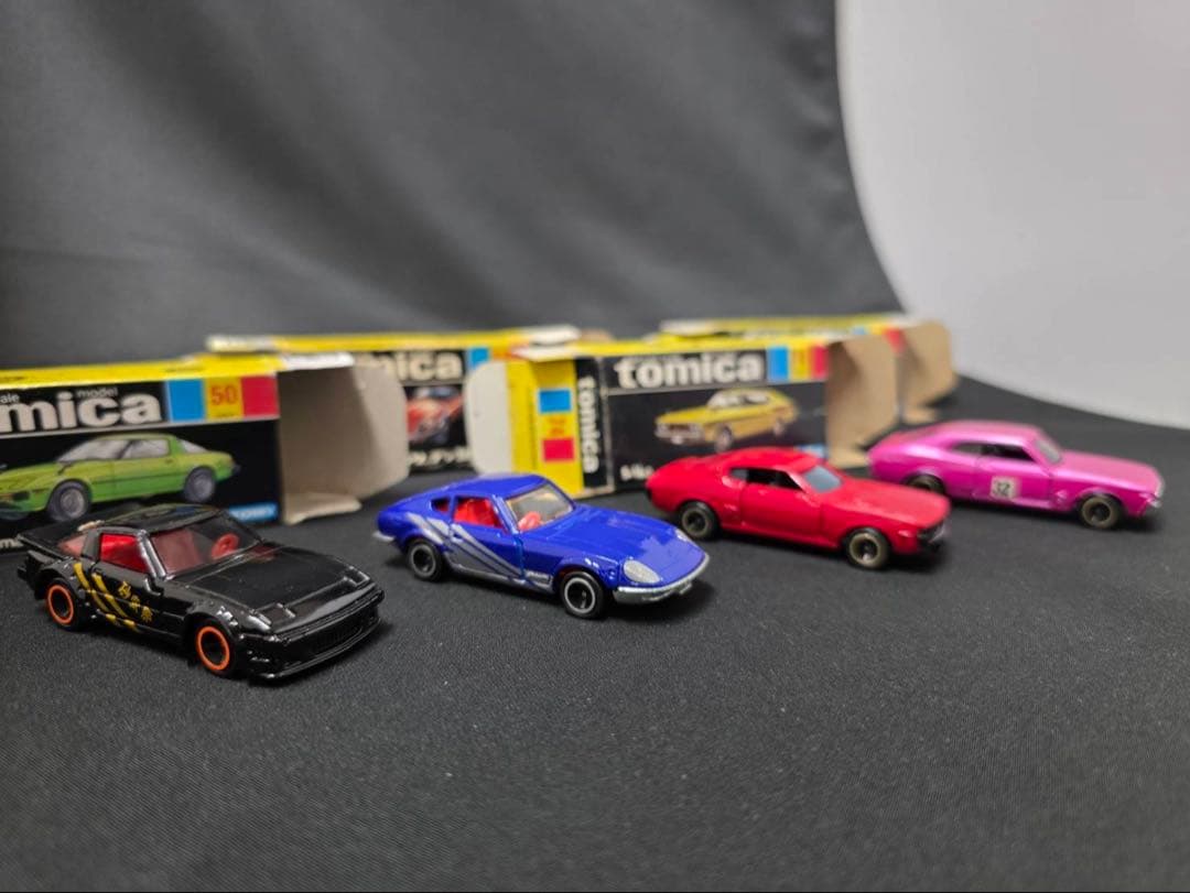 トミカ 喝徒飛競走車 貴重