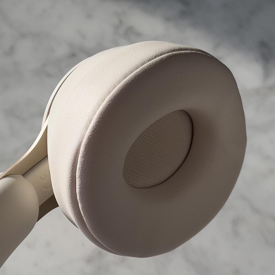 Beats Solo Pro ヘッドホン - 自宅使用のみ