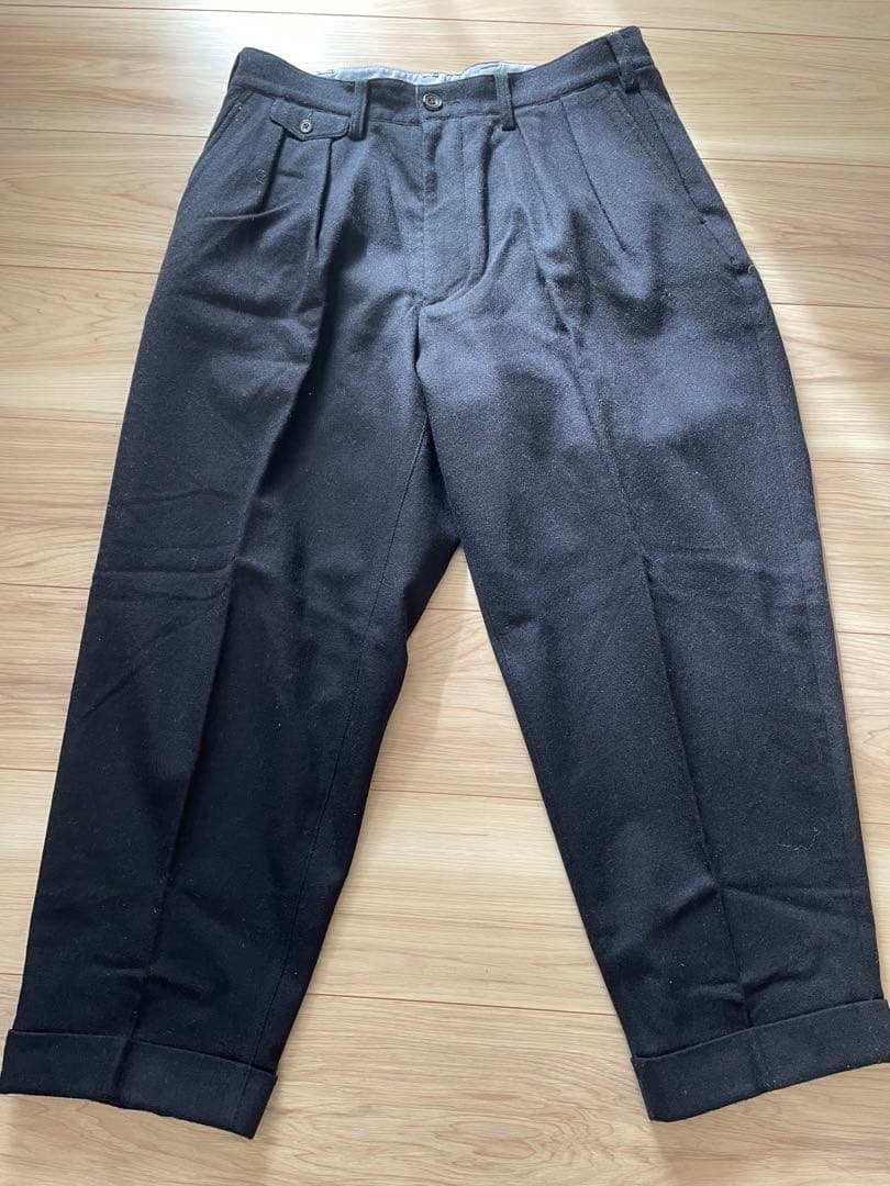 百名品！BEAMS PLUS　ウールフランネル・2プリーツスラックスパンツM