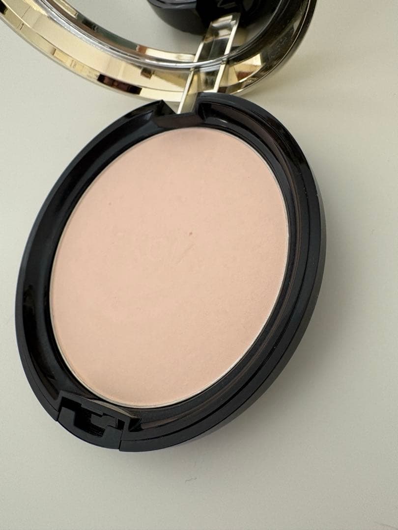 アルビオンエクシア　セレスティアルベール　フェイスパウダー　NA01 ケース付