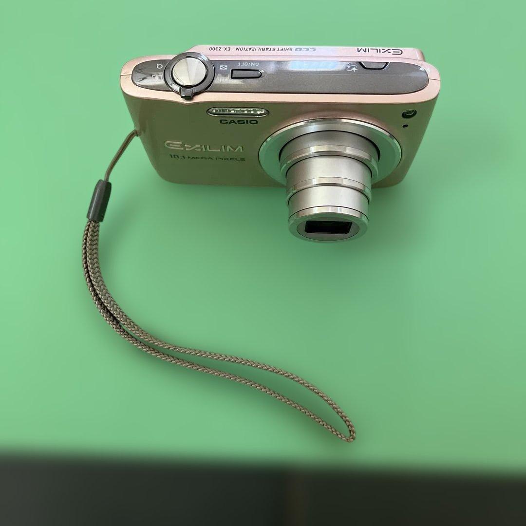 CASIO EXILIM EX-Z300 デジタルカメラ　ピンク⭐︎希少カラー⭐︎