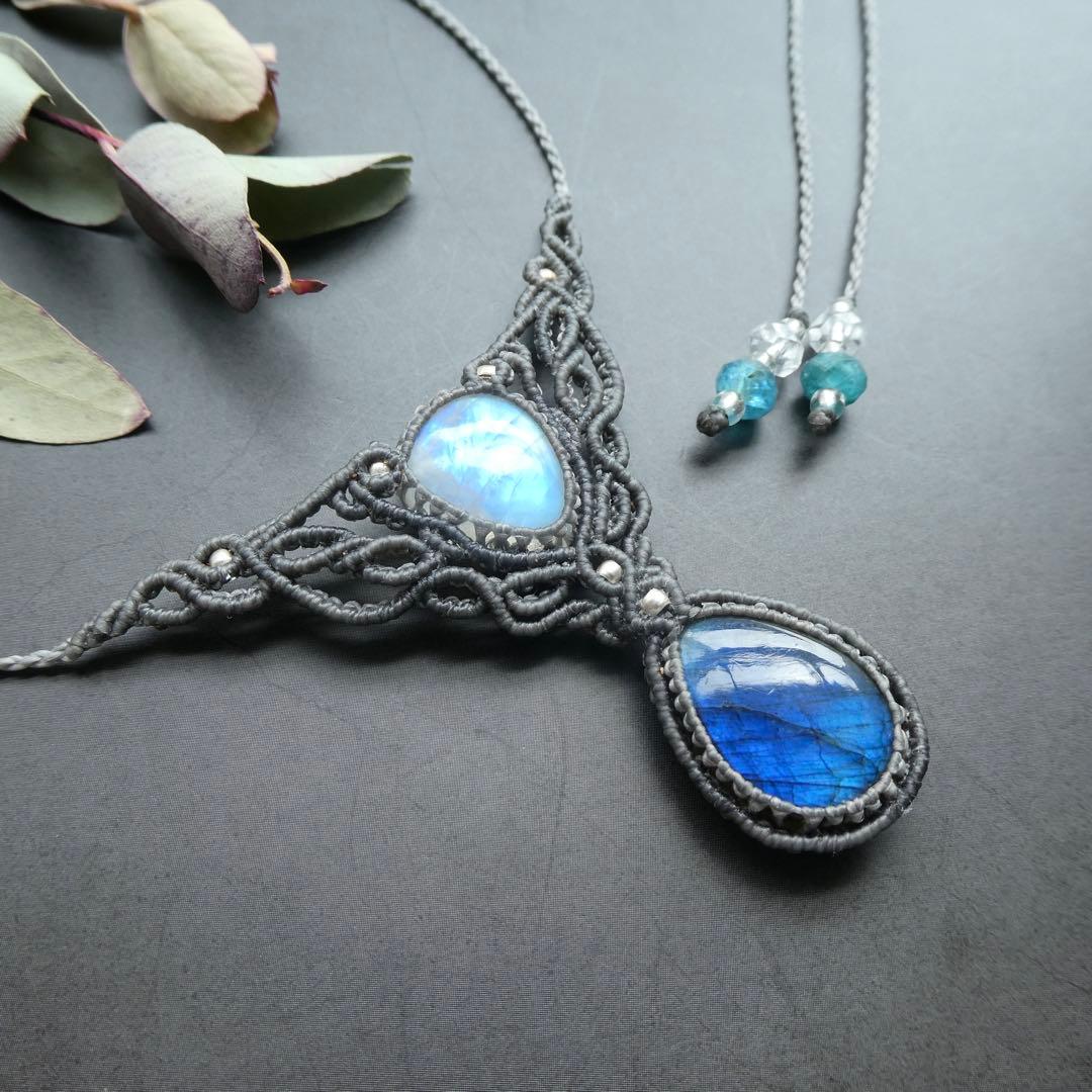 ラブラドライト・ムーンストーンのマクラメネックレス