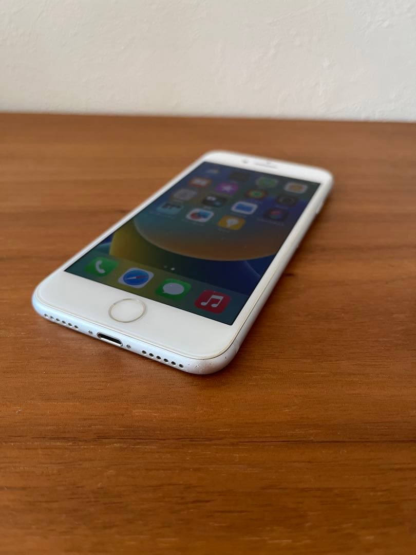 スマートフォン本体 Apple iPhone8 64 GB