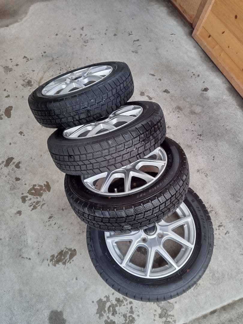 14インチアルミホイールグッドイヤースタッドレス24年製付き