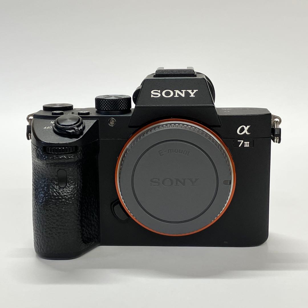 【美品】SONY α7III ミラーレスカメラ 本体