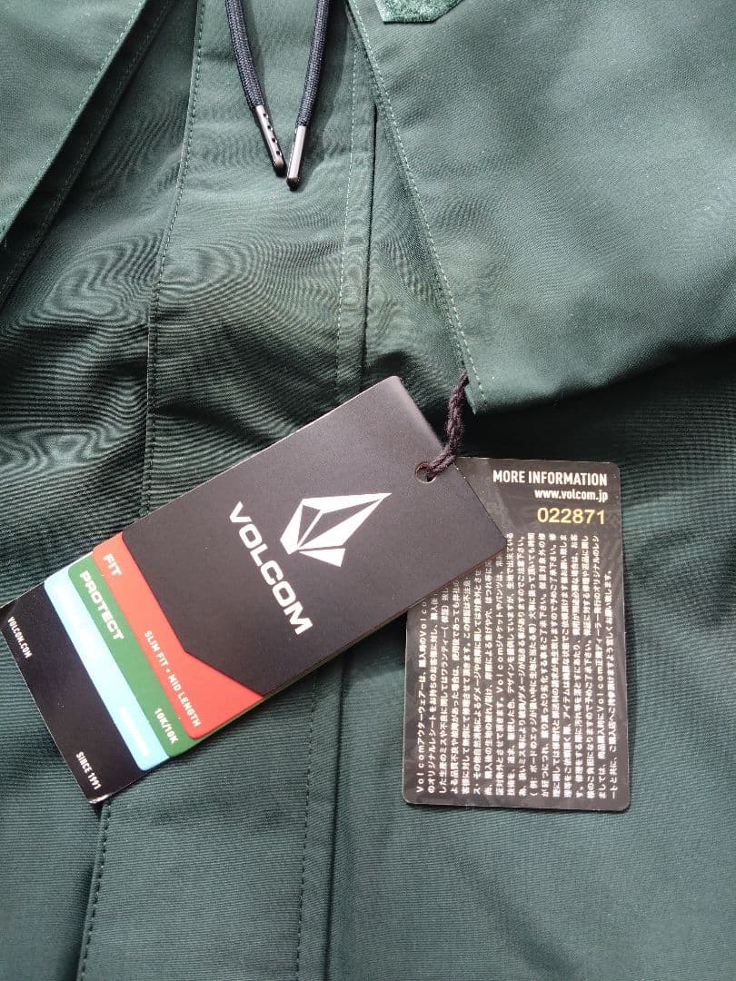 K*K様 新品未使用 VOLCOM 上下セット JACKET BIB OVERA