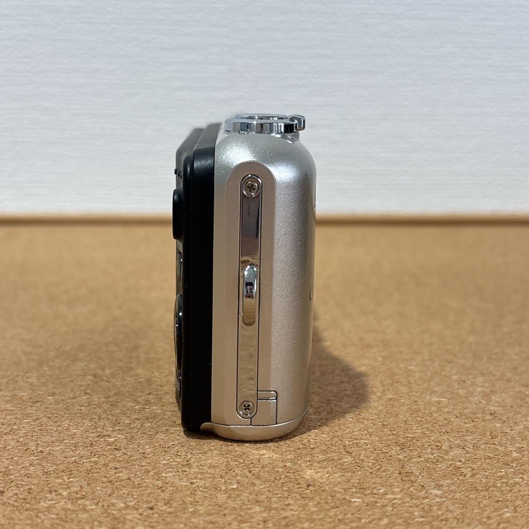 美品 Nikon ニコン COOLPIX クールピクス L28 単三電池使用