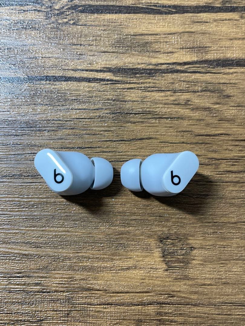 ヘッドホン Beats by Dr Dre STUDIO BUDS WHITE