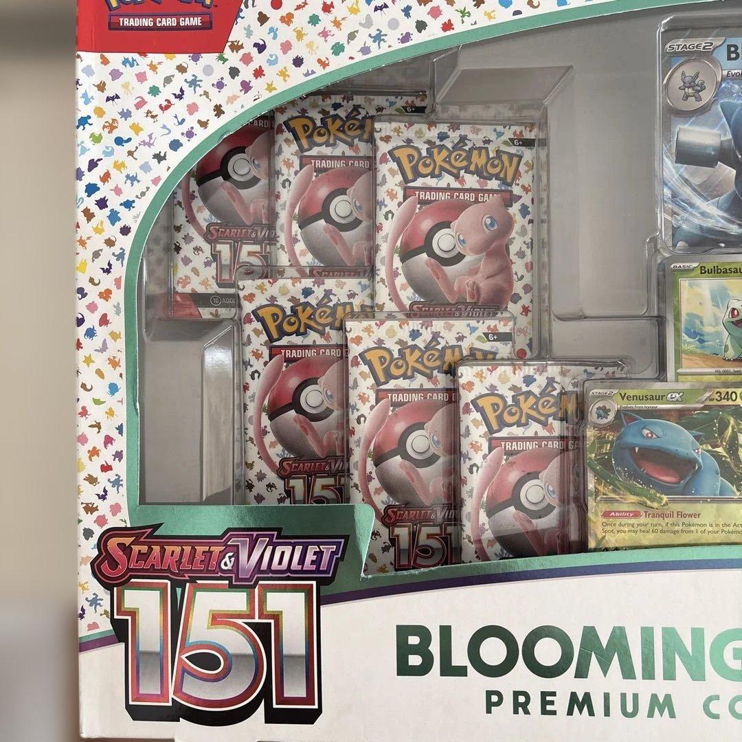 【海外版】ポケモン151 Blooming Waters プレミアムコレクション