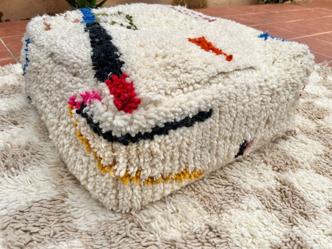 m*i様 モロッコ　プフ　pouf アジラル　オットマン クッション　ラグ　13