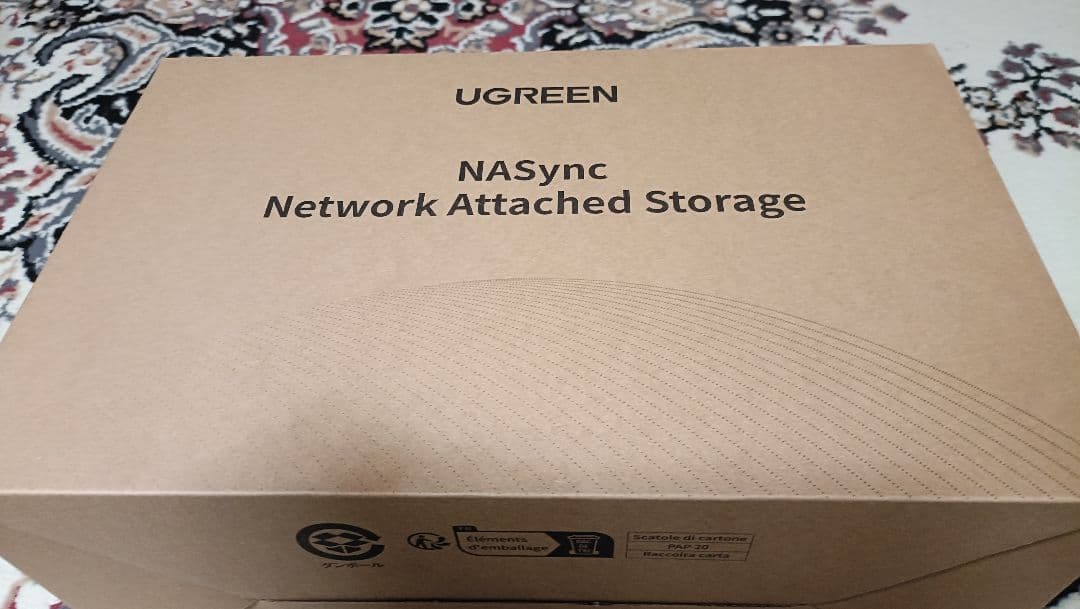 外付けハードディスク・ドライブ UGREEN NAS ync DXP2800
